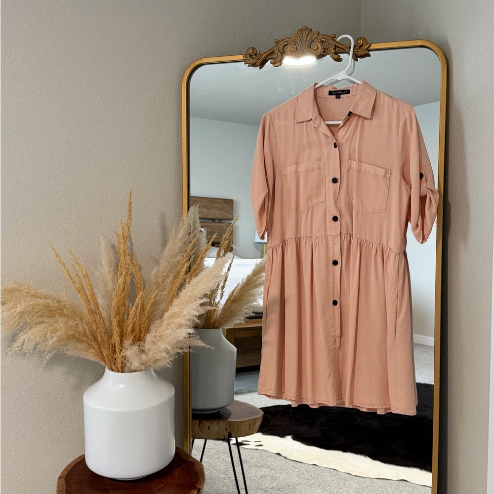 Velvet Heart Coral Button-Up Mini Dress